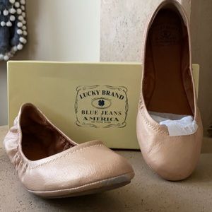 Lucky ballet flats